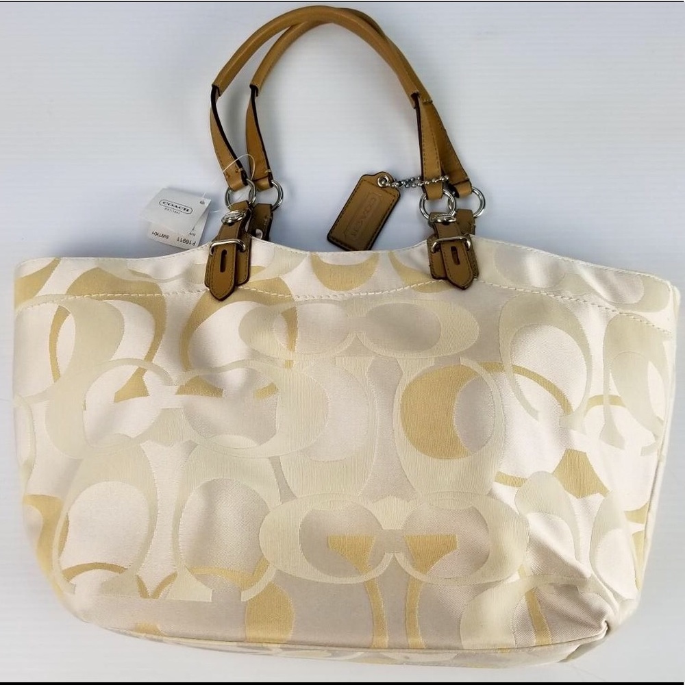 Authentic COACH Purse-BRAND NEW